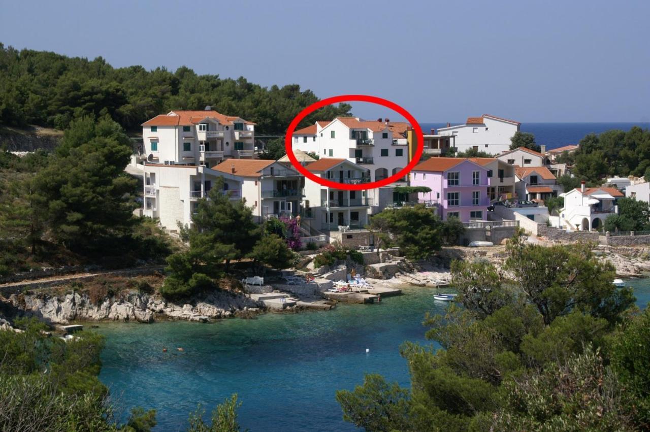 Apartments By The Sea Bilo, Primosten - 4191 Экстерьер фото