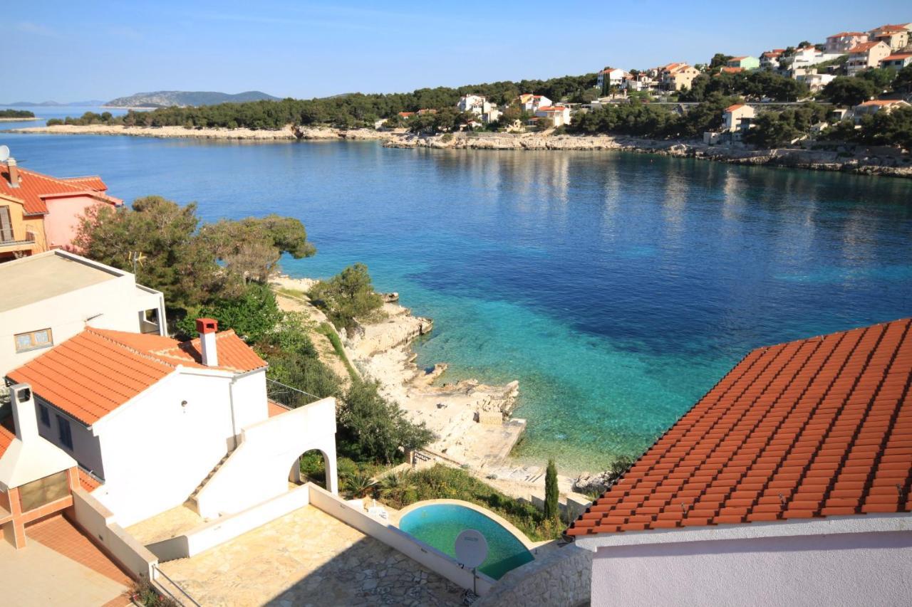 Apartments By The Sea Bilo, Primosten - 4191 Экстерьер фото