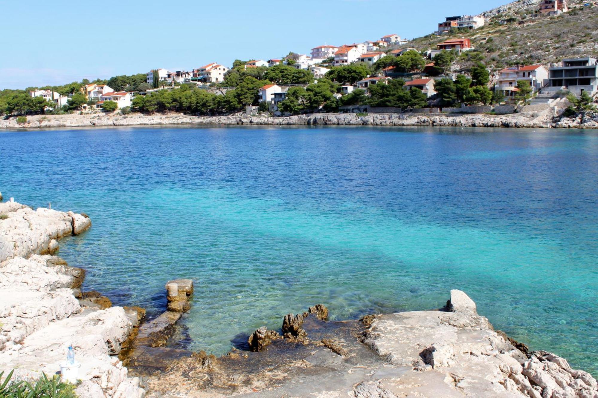 Apartments By The Sea Bilo, Primosten - 4191 Экстерьер фото